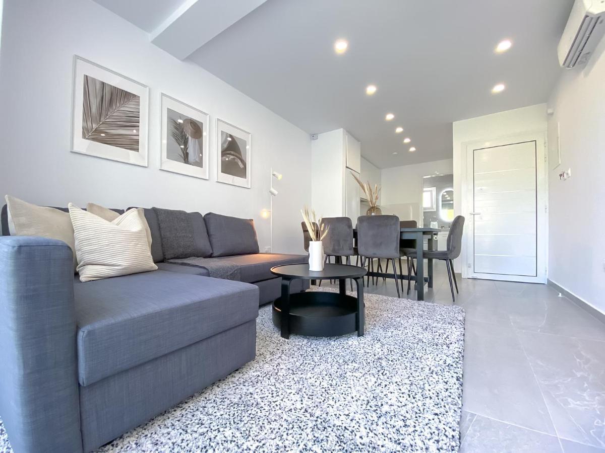 Phaedrus Living Limnaria Luxury Flat Vine 121 Apartamento Pafos Exterior foto